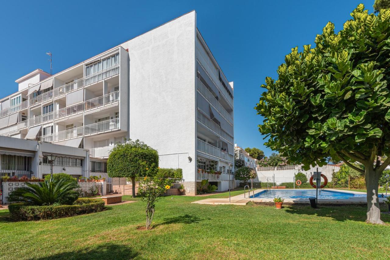 Benasol Apartment Беналмадена Екстериор снимка